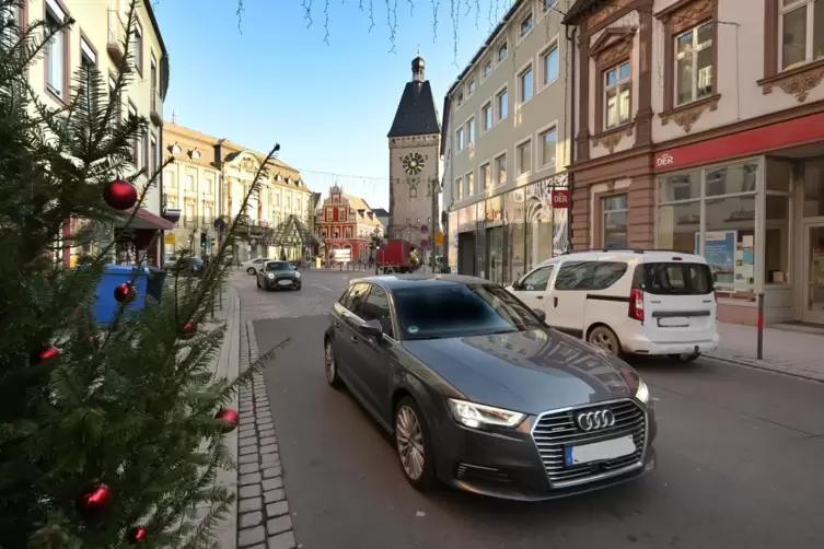 Weihnachtsstimmung in Zukunft ohne Durchgangsverkehr: Idee für die Gilgenstraße.