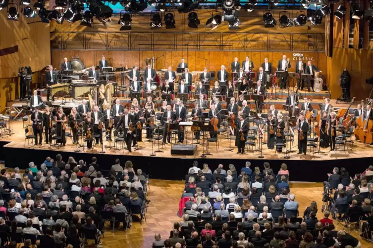 Das Symphonieorchester des SWR 2016 im Jahr seiner Gründung in der Stuttgarter Liederhalle. 