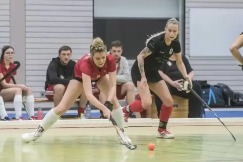 Die Kaiserslautererin Sophia von Versen gegen Michele Stattmüller (rechts) aus Bad Dürkheim. 