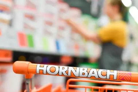 Bis März will die Hornbach- Holding alle Anteile der Baumarkt AG besitzen. 