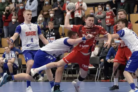 Vor leeren Rängen muss Marc-Robin Eisel am Sonntag gegen Emsdetten Tore werfen für die Eulen Ludwigshafen. 