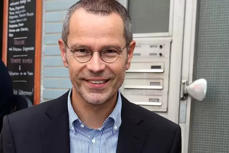 Maximilian Ingenthron ist der SPD-Kandidat. 