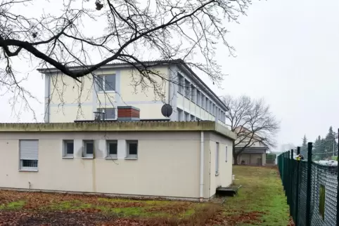 Von der Stadt nicht mehr genutzt: frühere Kasernengebäude am Birkenweg.