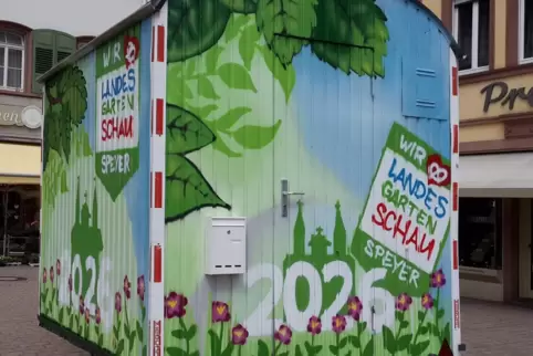 Mit Bauwagen: Werbung für Landesgartenschau. Mit Bauwagen: Werbung für Landesgartenschau.
