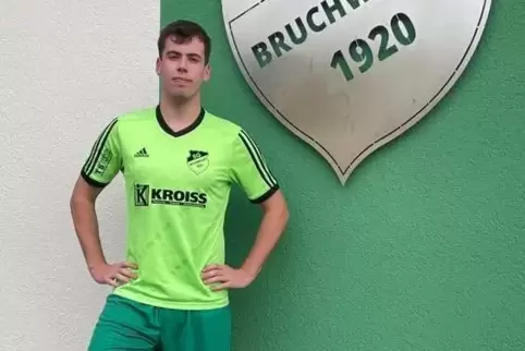 Alexander Zeitz,bester Stürmer der C-Klasse, Gruppe D, im Trikot der SG Bruchweiler.