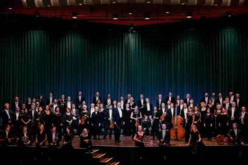 Ungarisches Feuer und österreichische Gemütlichkeit: Die Pirmasenser Neujahrsmatinee verspricht eine vergnügliche musikalische R