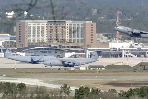 Die Air Force schätzt ihre Wirtschaftskraft für die Region regelmäßig ein.