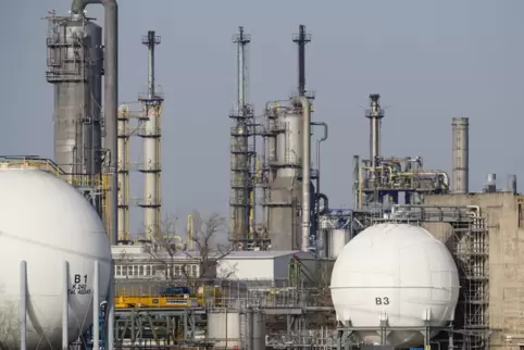 Gebäude auf dem Werksgelände des Chemiekonzerns BASF in Ludwigshafen.