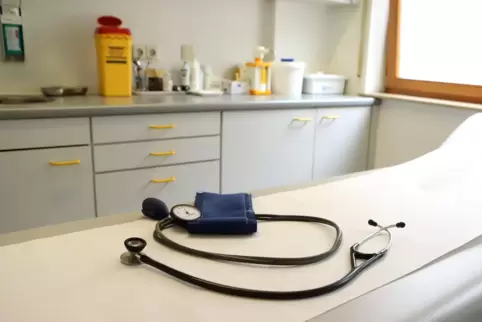 Wenn Ärzte nicht mehr bereit sind eine eigene Praxis zu eröffnen, wird das Gesundheitssystem große Probleme bekommen. 