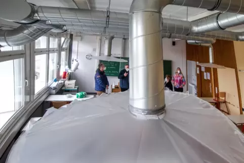 Marke Eigenbau: Lüftungsanlage am Friedrich-Magnus-Schwerd-Gymnasium. Marke Eigenbau: Lüftungsanlage am Friedrich-Magnus-Schwerd-Gymnasium.
