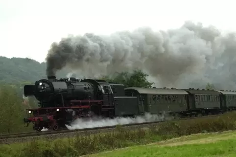 Im vergangenen Jahr wurde die 1871 eröffnete Alsenzbahn 150 Jahre alt. Die bei solchen Jubiläen in der Pfalz üblichen Dampfzüge 