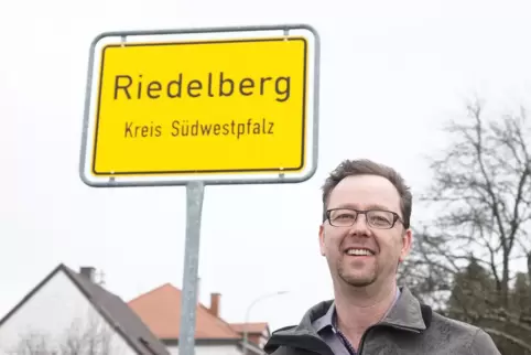 Bürgermeister Christian Schwarz spricht sich dafür aus, den Kindergarten an die Verbandsgemeinde abzutreten. 
