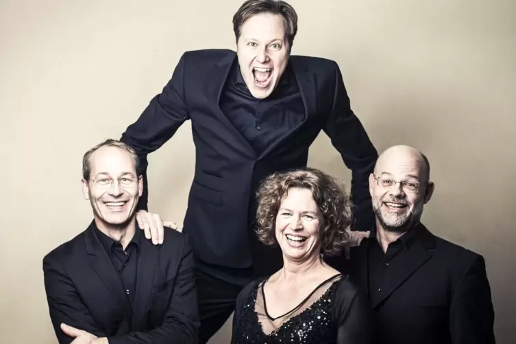 Im Mandelring Quartett musizieren (von links) Bernhard Schmidt, Andreas Willwohl sowie Nanette und Sebastian Schmidt.