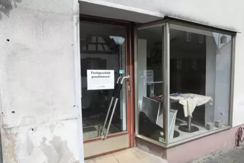 Seit April 2021 herrscht in dem Verkaufsladen in der Bornheimer Hauptstraße kein Leben mehr. 