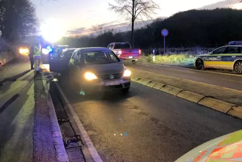 Nach dem Auffahrunfall musste die Polizei den Verkehr regeln. 