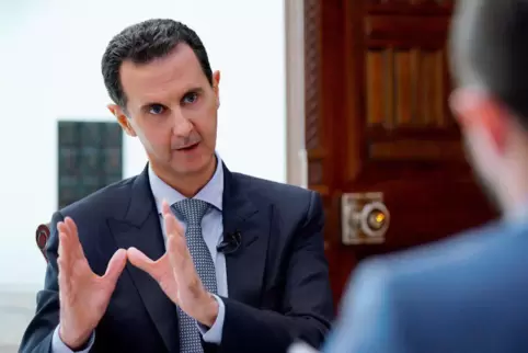 Baschar al-Assad herrscht seit dem Jahr 2000 über Syrien. Er rechtfertigt die Reaktion seines Staates auf den Arabischen Frühlin