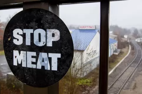 Protest gegen den Schlachthof Härting in Kaiserslautern.