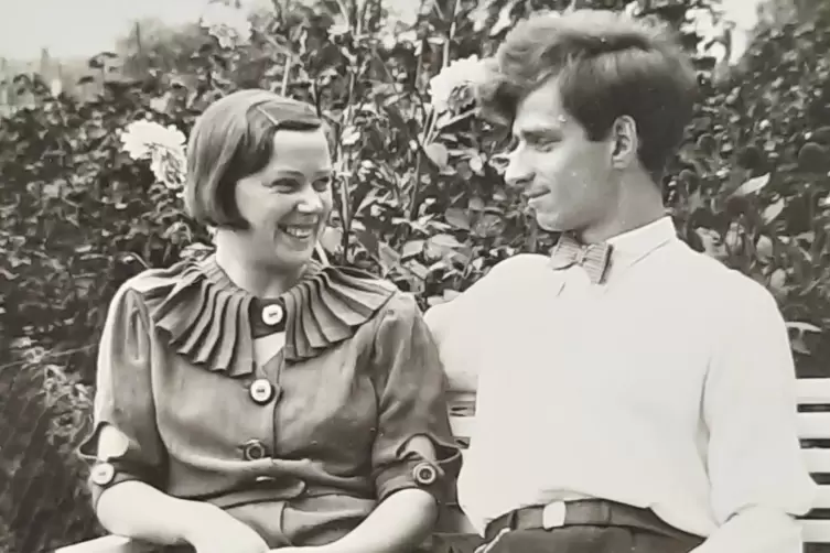 Luise und Walter Frick im Jahr 1935. Der Ort der Aufnahme ist nicht bekannt. 