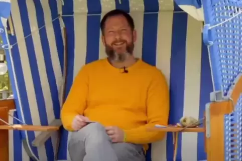 Carsten Leinhäuser bei einer Onlinediskussion zu „#liebegewinnt“.