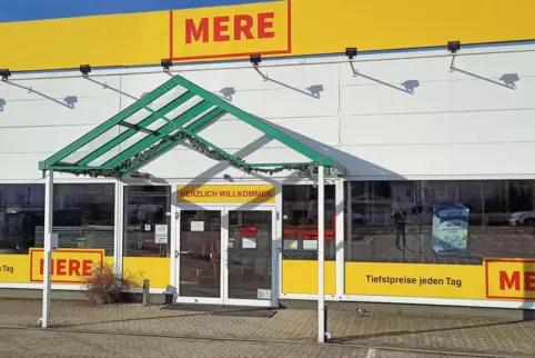 Die Hoffnung auf einen Nahversorger in Bruchhof haben sich zerschlagen. Der Mere-Markt ist zu.