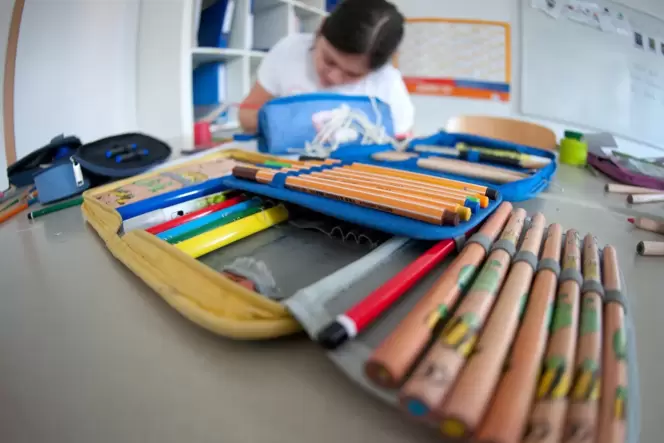 In den nächsten Wochen können Eltern ihr Kind an einer der fünf weiterführenden Schulen in der Stadt anmelden. In den nächsten Wochen können Eltern ihr Kind an einer der fünf weiterführenden Schulen in der Stadt anmelden.