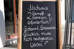 Wesentliche Teile des Einzelhandels und die Gastronoimie sind für Ungeimpfte in Deutschland seit Monaten schon geschlossen. Teil