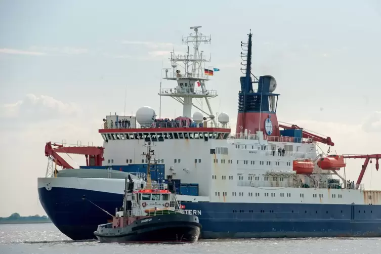 Die Polarstern ist ein Forschungsschiff des Alfred-Wegener-Instituts für Polar- und Meeresforschung (AWI). 