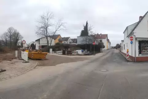 Hier wird gebaut: Beim Ausbau der Haardtstraße soll an der Kreuzung mit der Kant- und Kurpfalzstraße in Dannstadt ein Verkehrskr