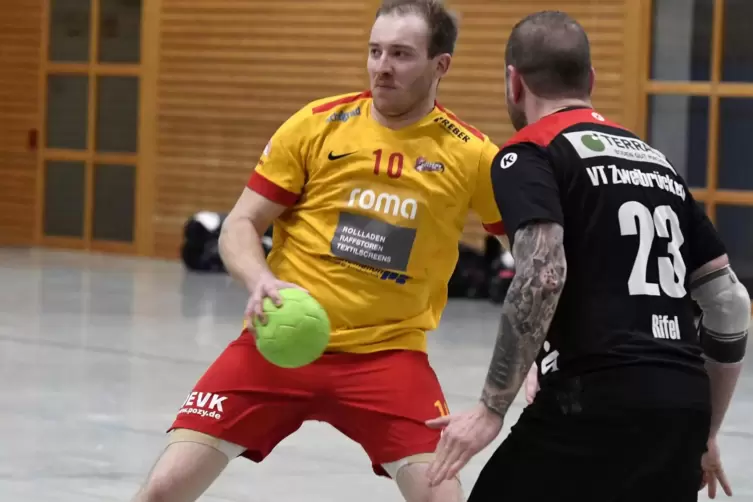 Nach der Verletzung von Maximilian Schreiber (links) kamen die Gastgeber besser ins Spiel. 