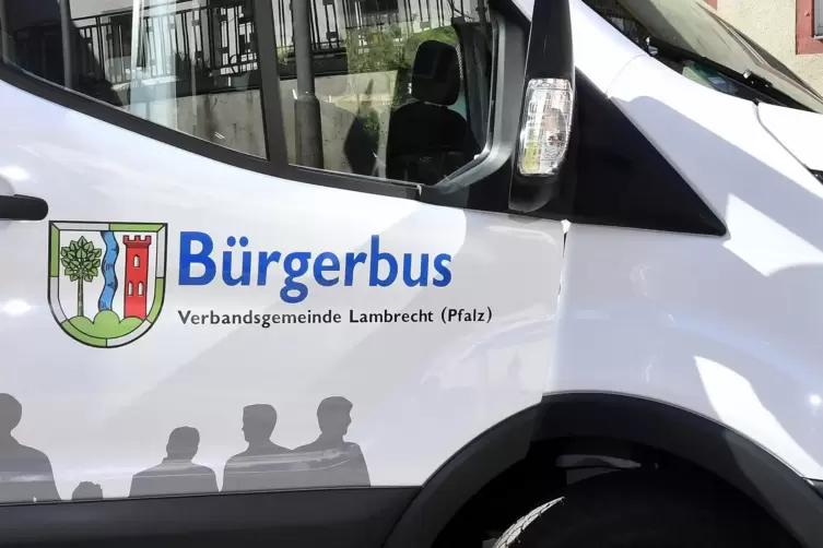 In Lambrecht unterwegs: ein Bürgerbus.