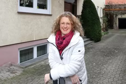 Silke Schmitt-Makdice an ihrem Lieblingsort: ihr Elternhaus in Hanhofen. 