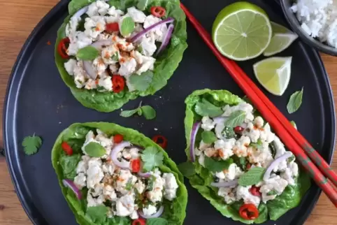 Thailändischer Hähnchensalat