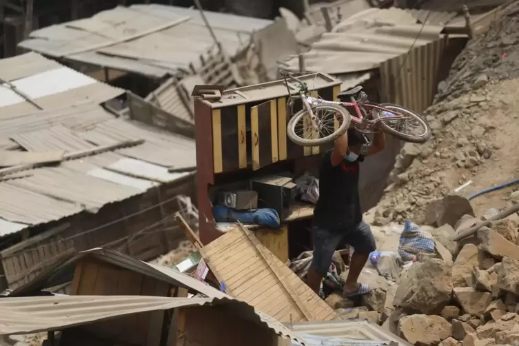 Viele arme Länder waren zudem noch von Naturkatastrophen betroffen, wie zum Beispiel Peru Anfang Januar von einem Erdbeben. 