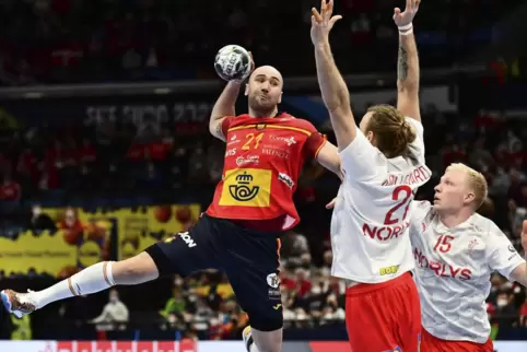 Spaniens Joan Canellas Reixach nimmt Maß. 