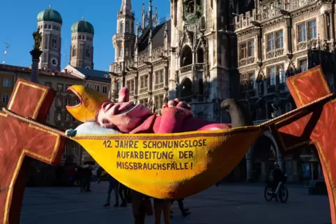 Was im Münchner Missbrauchsgutachten steht, hat Auswirkungen auf Kirchengemeinden in ganz Deutschland. 