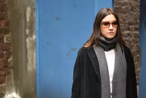 Im „Tatort: Saras Geständnis“ spielt Johanna Wokalek eine aus dem Gefängnis Entlassene , die erneut unter Verdacht gerät. 
