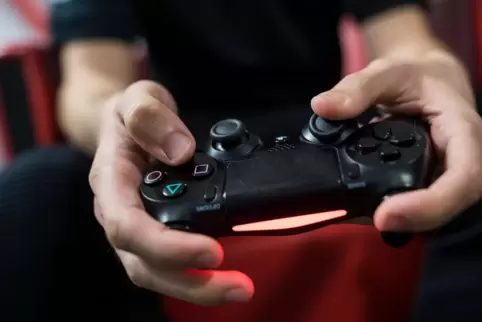 „Cheaten“ ist in Online-Spielen verboten. 