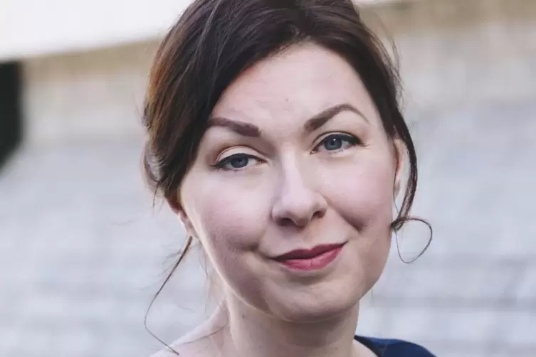 Sarah Nelly Friedland, die Direktorin der Sammlung Weltkulturen an den Mannheimer Reiss-Engelhorn-Museen