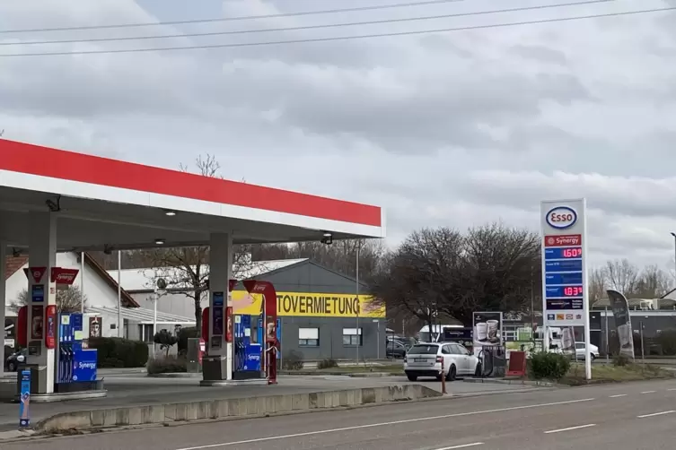 Die Kunden machen die Angestellten der Tankstellen nicht f&uuml;r Preise verantwortlich. 
