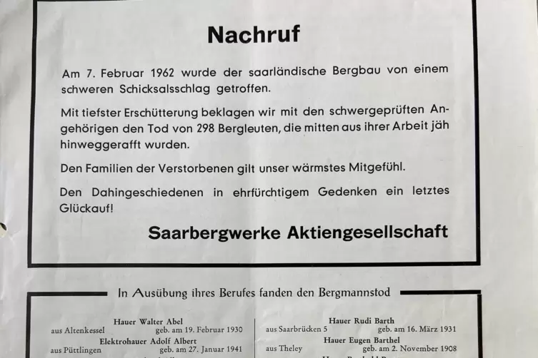Nachruf in der Werkzeitung &bdquo;Schacht und Heim" vom M&auml;rz 1962. Unter dem Nachruf ein Teil der Liste der Opfer. 