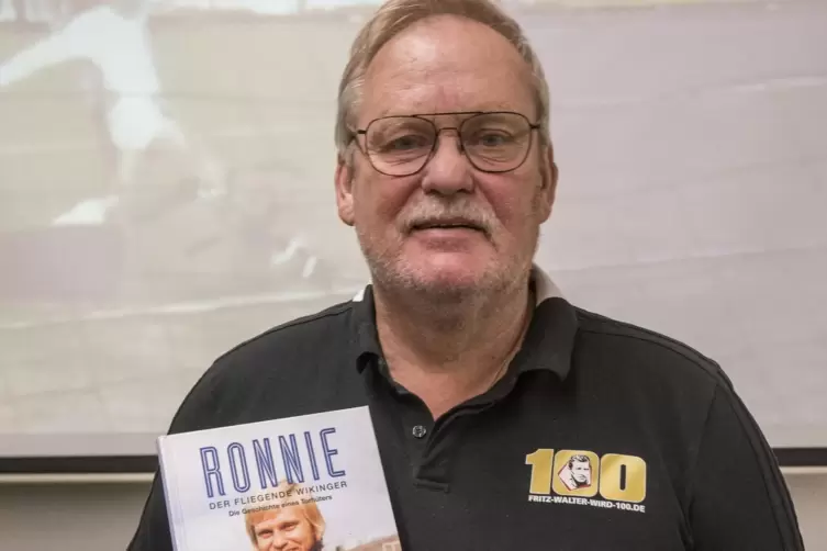 Ronnie Hellström 2019 bei der Vorstellung seines Buchs. 