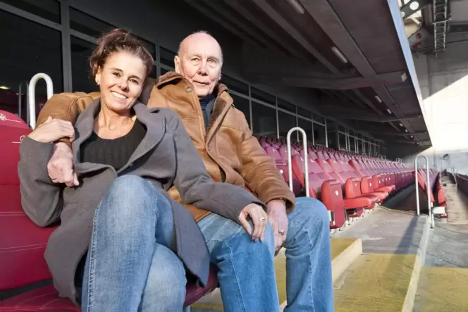 Tochter Dagmar Eckel möchte eine Ehrengrab für ihren verstorbenen Vater Horst Eckel.
