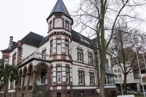 Im Johann-Hinrich-Wichern-Haus in Zweibrücken wurden vier Mitarbeiterinnen positiv auf das Coronavirus getestet. Die Einrichtung
