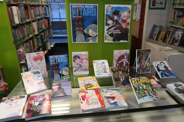 Einen &Uuml;berblick bietet ein Manga-Tisch in der Gemeindebibliothek. 