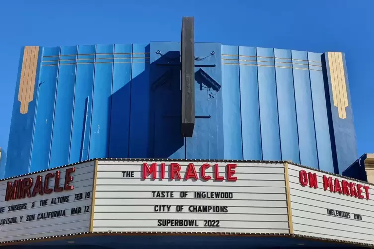 Das Miracle-Theater im Zentrum von Inglewood. Von &bdquo;Wunder&ldquo; will der B&uuml;rgermeister aber nichts wissen. 