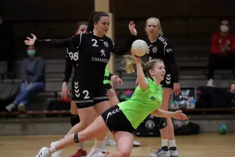 Spieß umgedreht: Celine Müller vom TuS Heiligenstein.