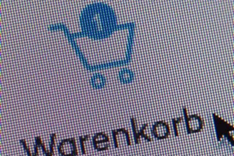 Die Polizei ruft zur Vorsicht beim Online-Kauf auf. 