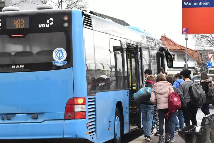 Der neue Zweckverband ZÖPNV soll die Verkehrssituation verbessern. So sollen Buslinien Strecken abdecken, die nicht über eine Ba