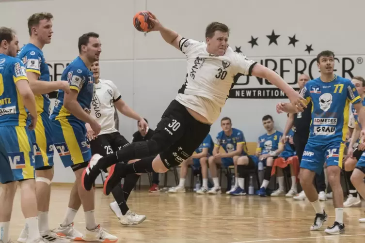 Hat bis zum Ende der laufenden Saison ein Zweitspielrecht beim Handball-Bundesligisten TVB Stuttgart: Nils Röller.