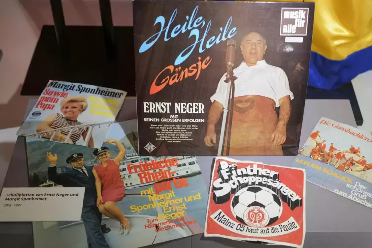 Fr&uuml;he Fastnachts-Schallplatten im Mainzer fastnachtsmuseum.